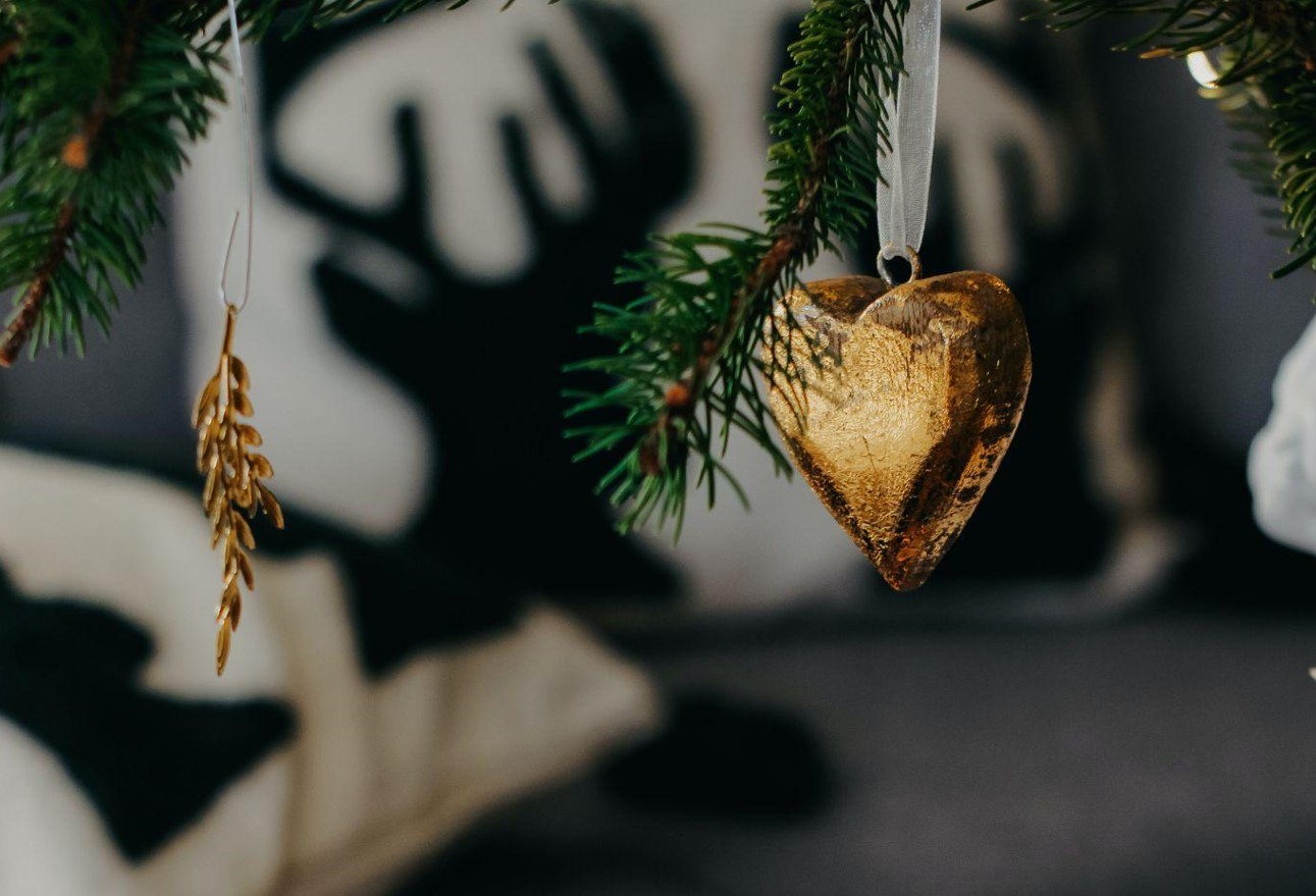 Why Slim Artificial Christmas Trees Are Perfect for You